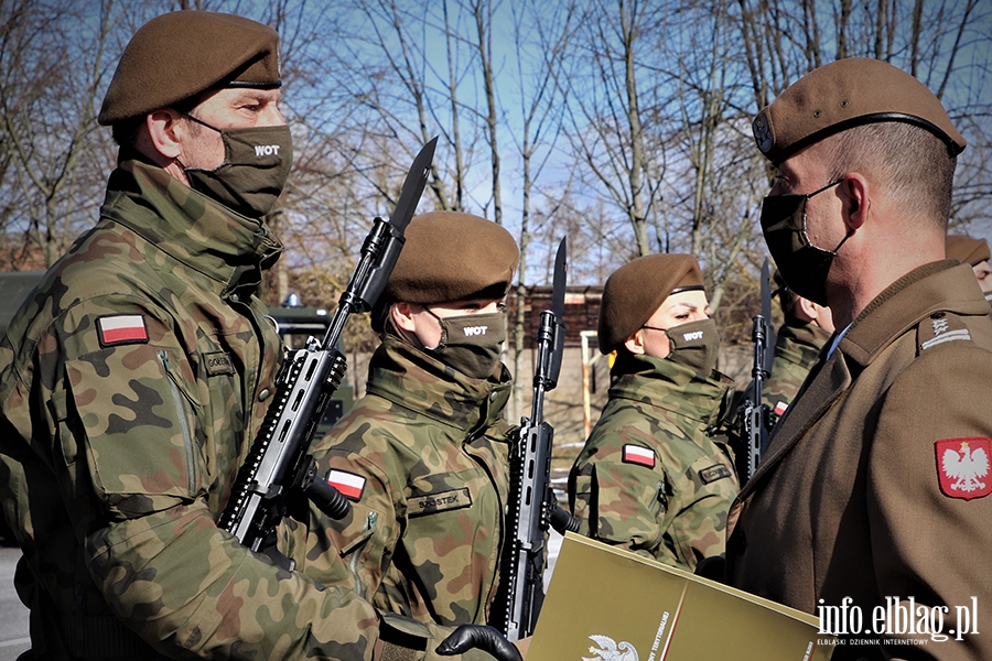 Uroczysta przysiga wojskowa w 4 Warmisko-Mazurskiej Brygadzie Obrony Terytorialnej, fot. 13