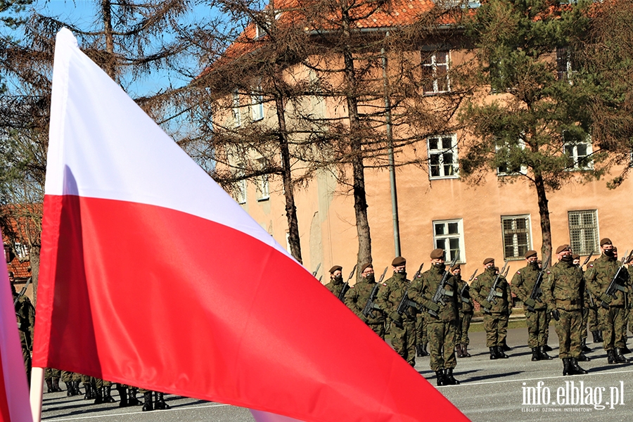 Uroczysta przysiga wojskowa w 4 Warmisko-Mazurskiej Brygadzie Obrony Terytorialnej, fot. 19