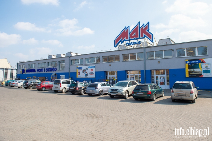 Wzmożony ruch w marketach budowlanych. Elblążanie chcą zdążyć z zakupami przed lockdownem, fot. 7
