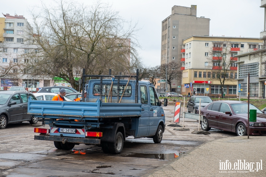 Remont drogi dojazdowej midzy ul. Hetmask a 3 Maja, fot. 1