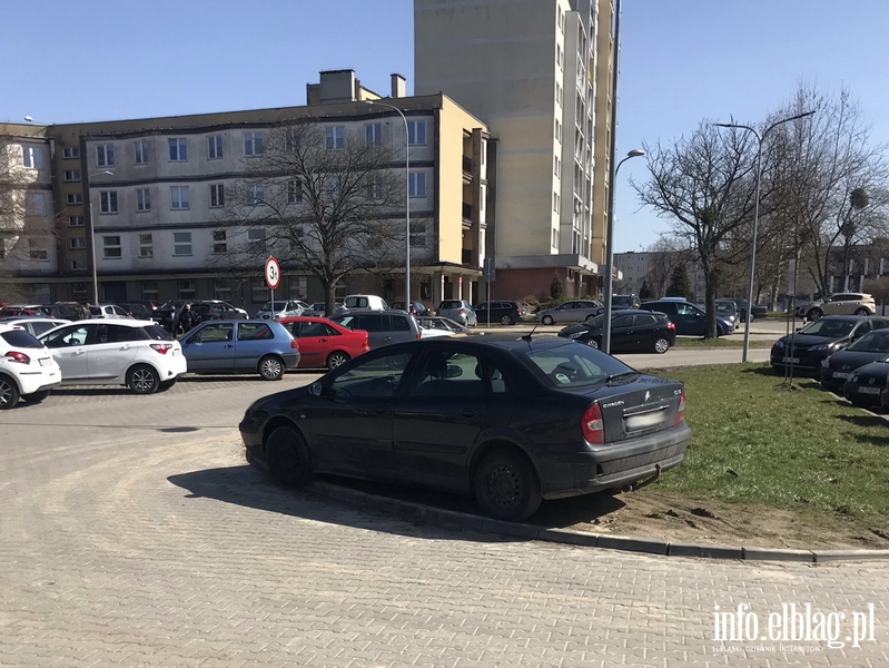 Mistrzowie parkowania w Elblągu (część 83), fot. 4