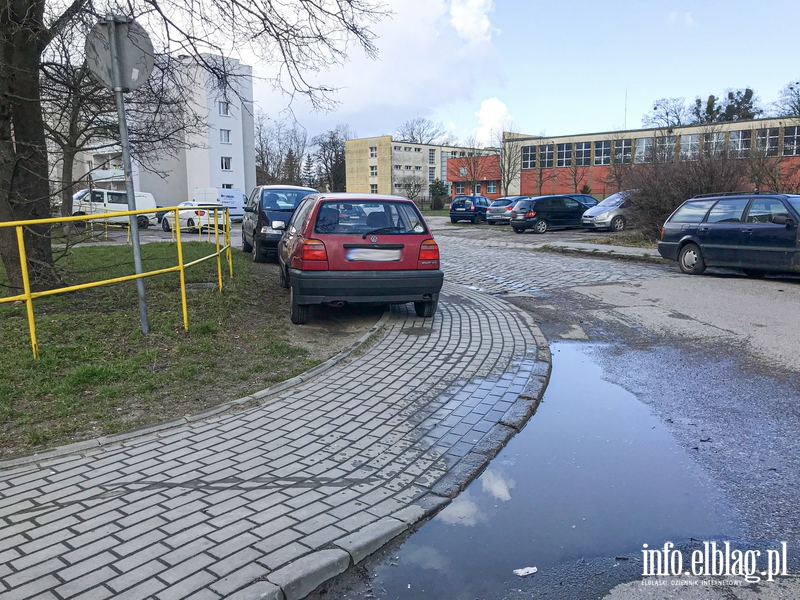 Mistrzowie parkowania w Elblgu (cz 84), fot. 2