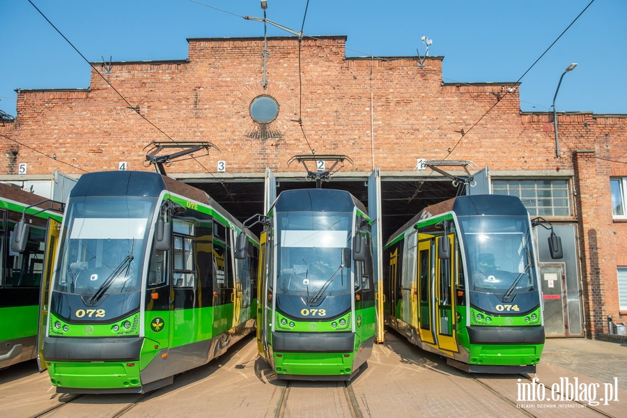 Elblg: Nowy tramwaj rusza na tory. Powinien posuy co najmniej 20 lat, fot. 28