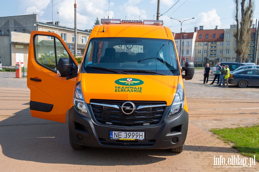 Elblg: Nowy tramwaj rusza na tory. Powinien posuy co najmniej 20 lat, fot. 33