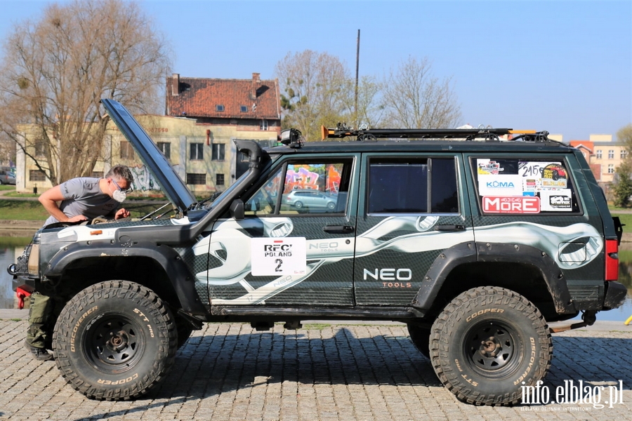 Elblg: Wystartowa rajd RFC Poland. Offroadowcy zmagaj si na Modrzewinie, fot. 1