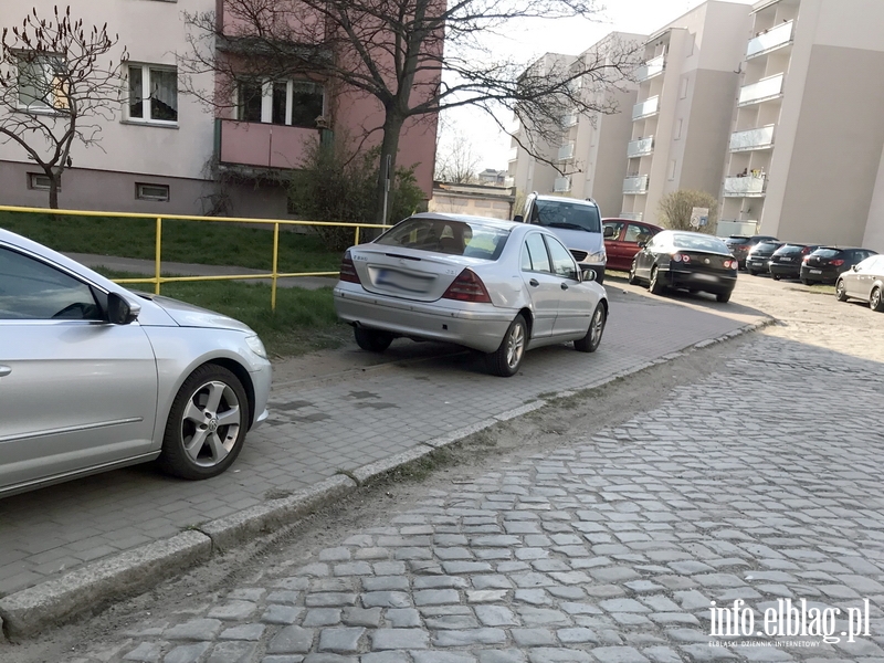 Mistrzowie parkowania w Elblgu (cz 88), fot. 6