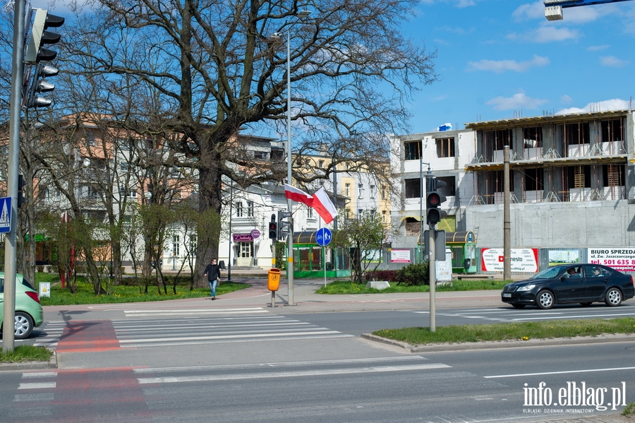 Święto flagi w cieniu epidemii. Tego dnia Elbląg był biało-czerwony, fot. 31