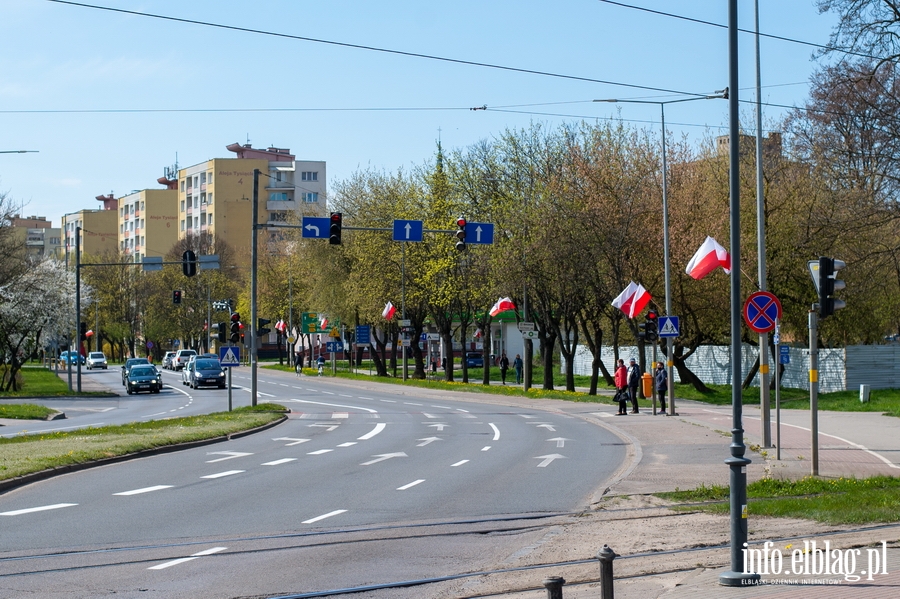 wito flagi w cieniu epidemii. Tego dnia Elblg by biao-czerwony, fot. 45