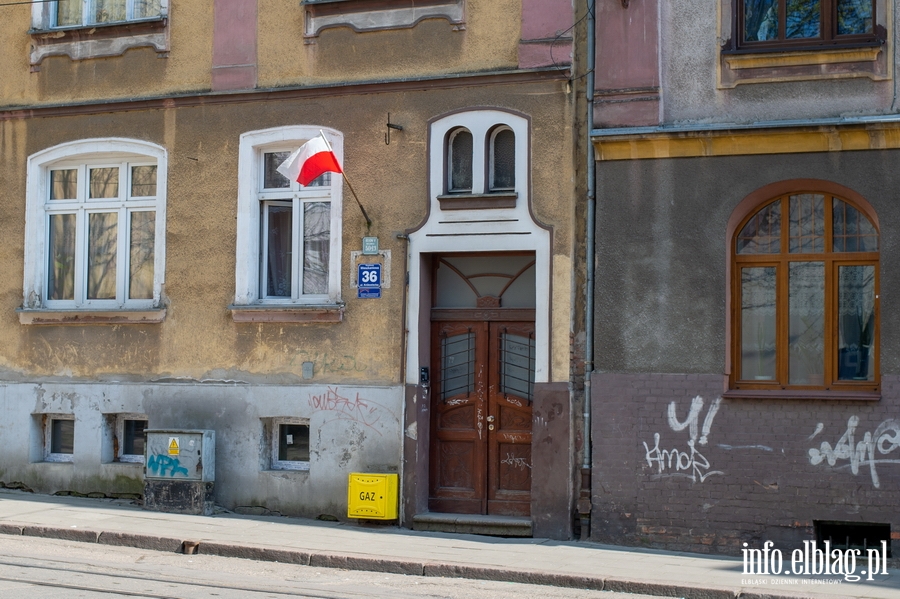 Święto flagi w cieniu epidemii. Tego dnia Elbląg był biało-czerwony, fot. 67