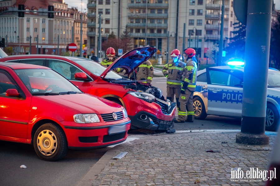 Kolejny wypadek przy szkole muzycznej, fot. 5