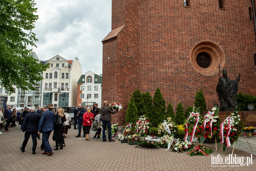 "Żegnamy gorącego patriotę, dobrego człowieka". Pogrzeb posła Jerzego Wilka, fot. 29