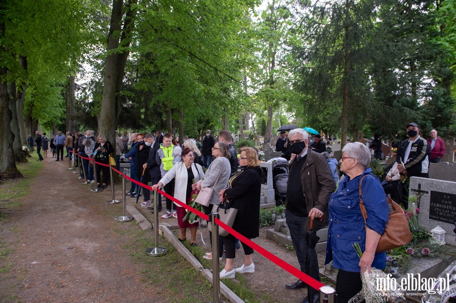 Jerzy Wilk zosta pochowany w Alei Zasuonych na Cmentarzu Agrykola, fot. 4