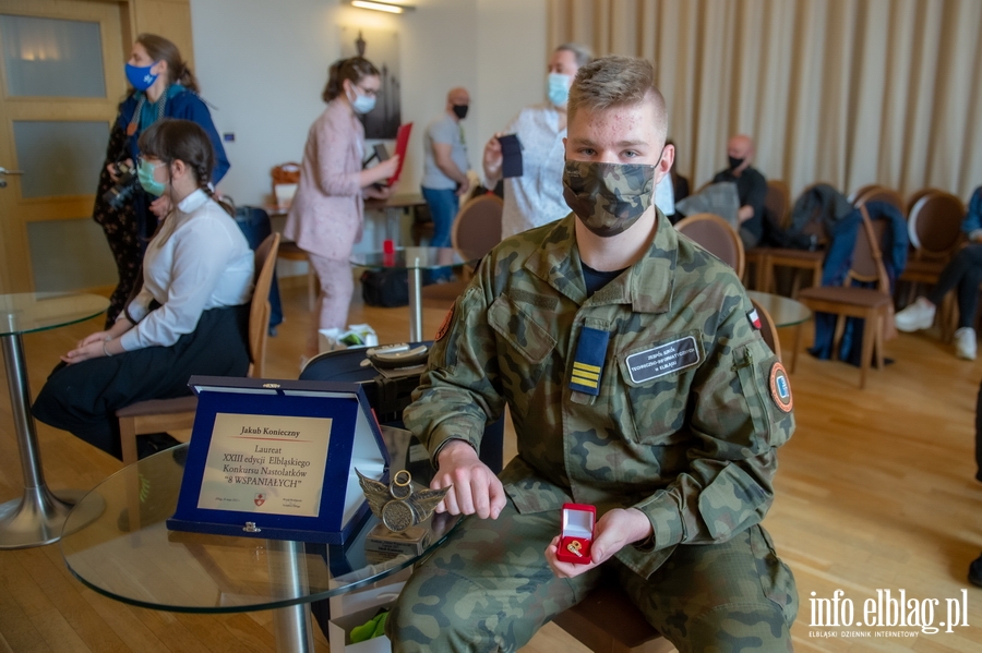 Omiu Wspaniaych zostao nagrodzonych. Elblanin Jakub Konieczny doczy do grona Oglnopolskich Laureatw, fot. 20