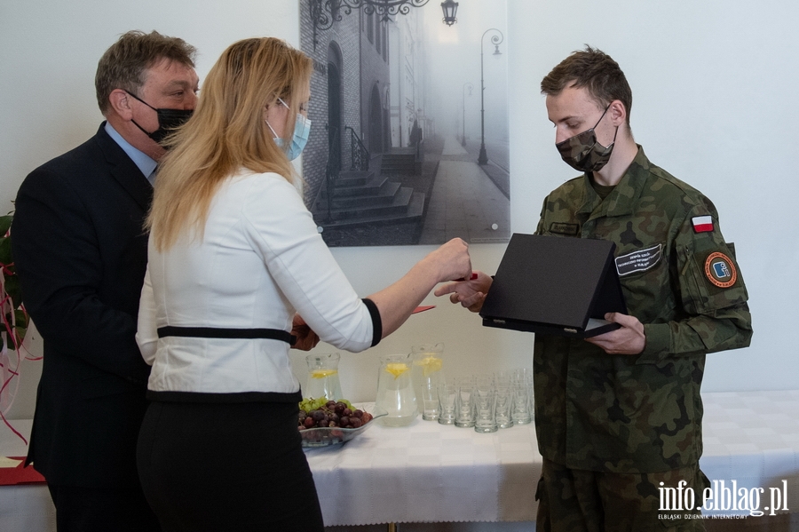 Omiu Wspaniaych zostao nagrodzonych. Elblanin Jakub Konieczny doczy do grona Oglnopolskich Laureatw, fot. 30