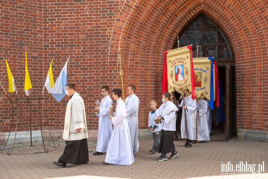 Procesje w dzie Boego Ciaa przeszy ulicami Elblga, fot. 2