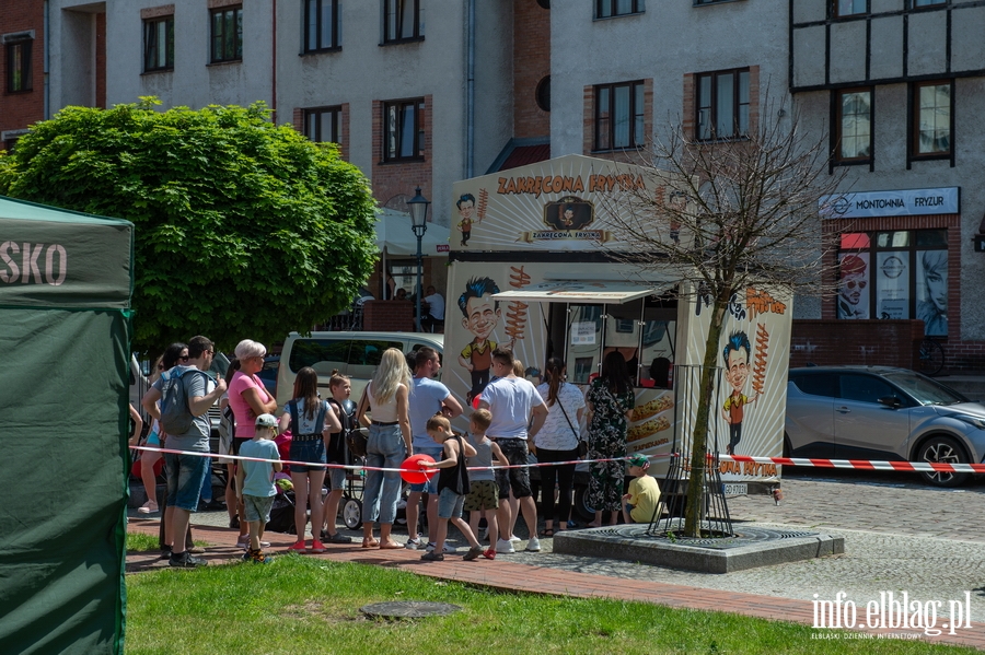 Dzień Dziecka od A do Zet. Najmłodsi świętowali na starówce, fot. 37