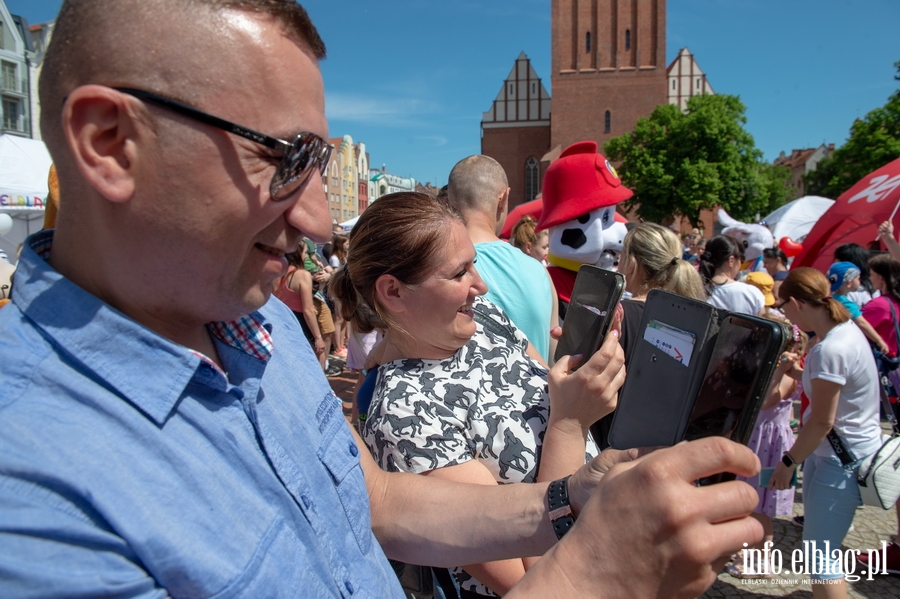 Dzień Dziecka od A do Zet. Najmłodsi świętowali na starówce, fot. 54