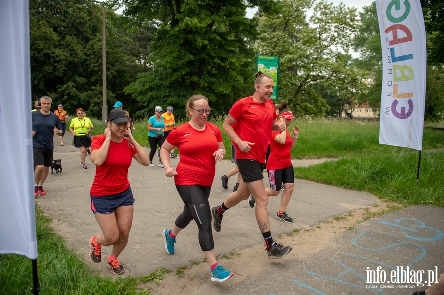 "Bieganie ma sprawia przyjemno". Pierwszy elblski parkrun za nami , fot. 16