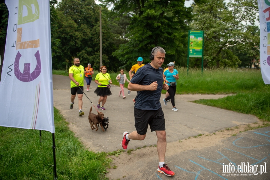 "Bieganie ma sprawia przyjemno". Pierwszy elblski parkrun za nami , fot. 17