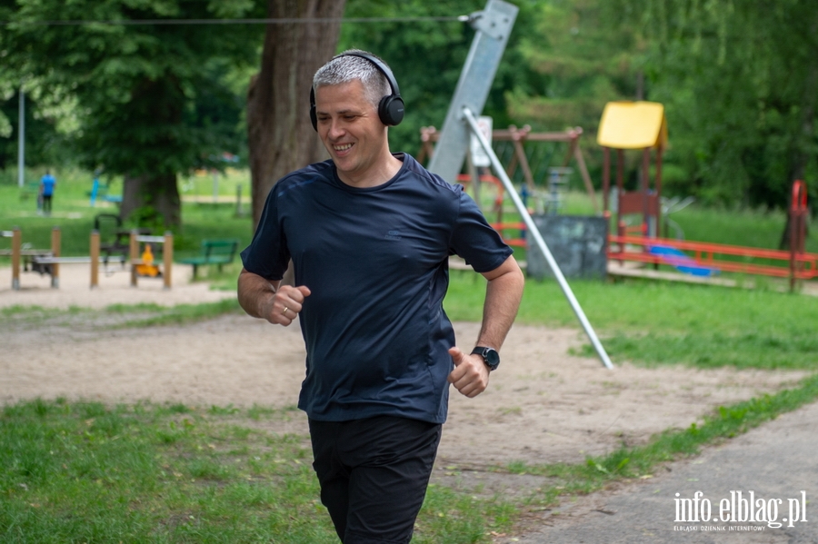 "Bieganie ma sprawia przyjemno". Pierwszy elblski parkrun za nami , fot. 31