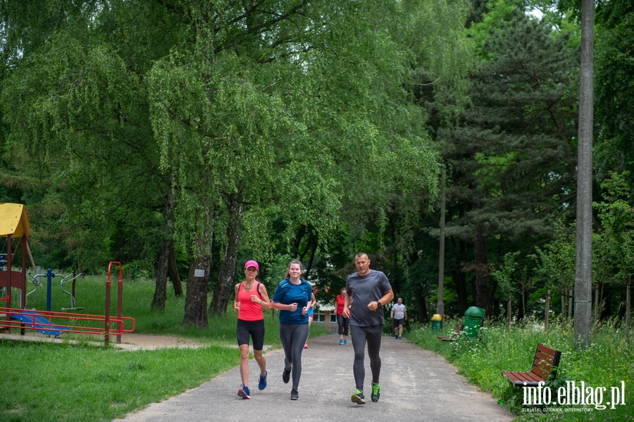 "Bieganie ma sprawia przyjemno". Pierwszy elblski parkrun za nami , fot. 34