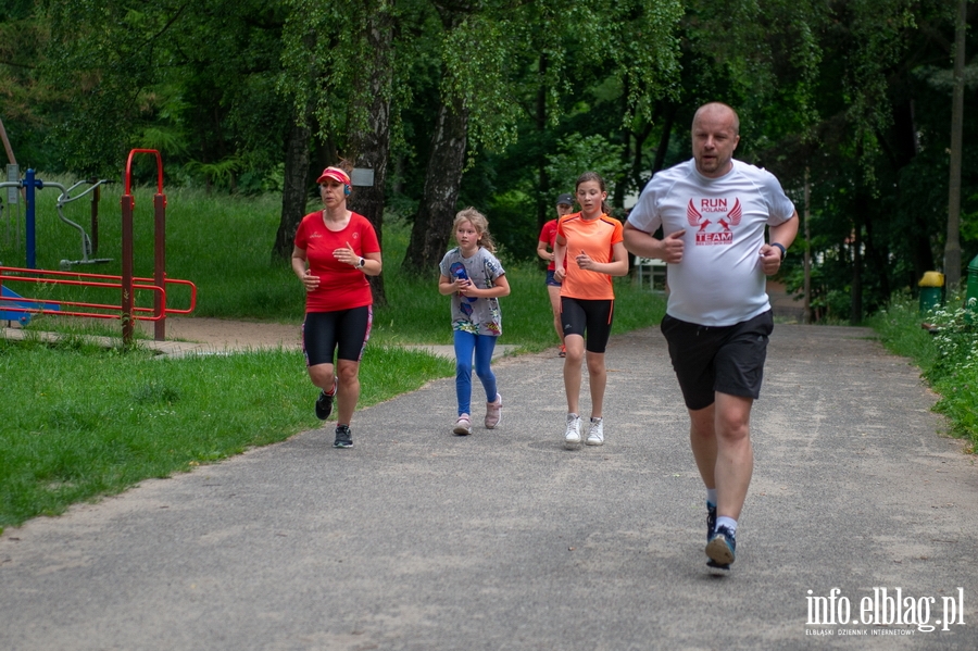 "Bieganie ma sprawia przyjemno". Pierwszy elblski parkrun za nami , fot. 36