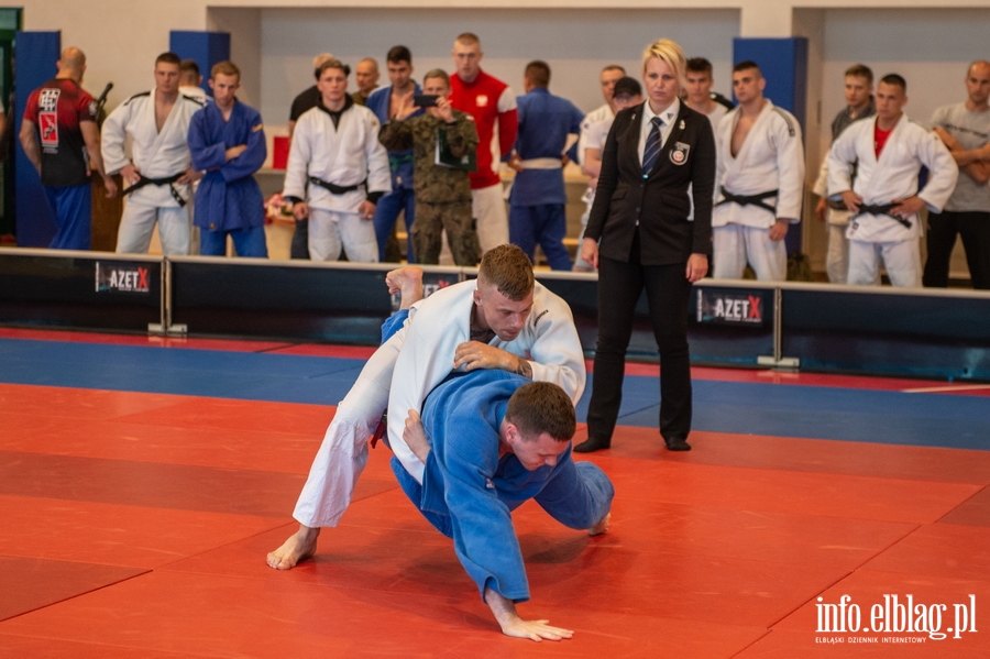 Elbląg: Żołnierze walczą... na macie. Otwarcie mistrzostw judo i dwa jubileusze, fot. 112
