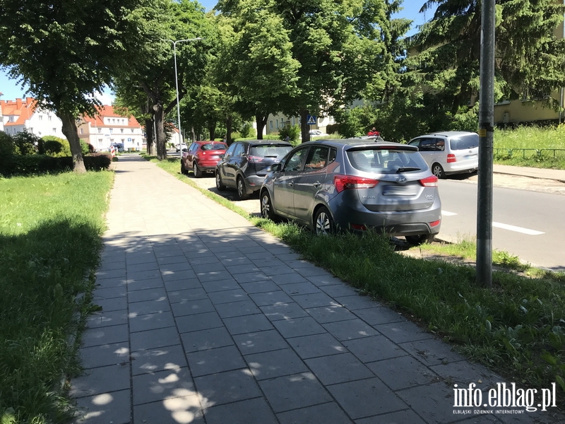 Mistrzowie parkowania w Elblągu (część 101), fot. 6