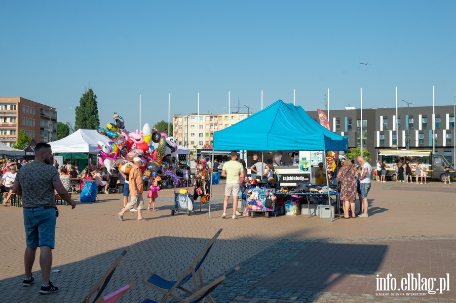 Festiwal Smaków Świata z FOODTRUCKAMI - Elbląg 2021, fot. 18