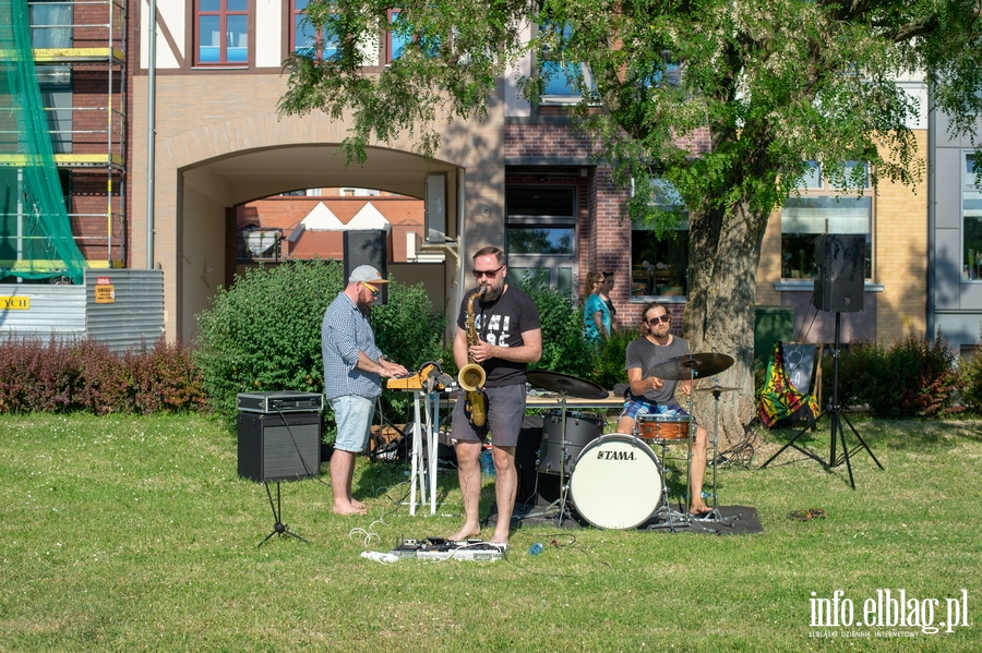 Elblskie wito Muzyki. Koncerty na ulicach starwki, a na fina Dwiczna Parada, fot. 13