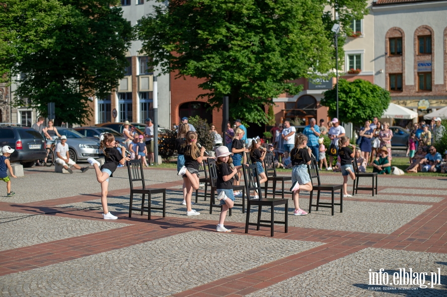 Elblskie wito Muzyki. Koncerty na ulicach starwki, a na fina Dwiczna Parada, fot. 60