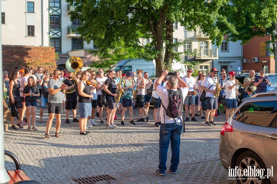 Elblskie wito Muzyki. Koncerty na ulicach starwki, a na fina Dwiczna Parada, fot. 135