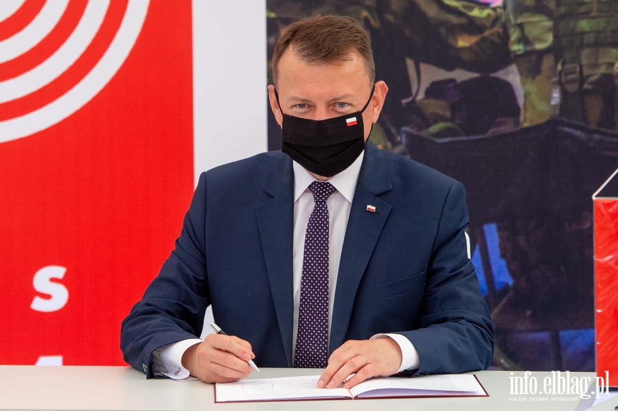 "Jesteśmy świadomi zagrożeń". W Elblągu spotkali się ministrowie obrony Polski, Czech, Węgier i Słowacji, fot. 41