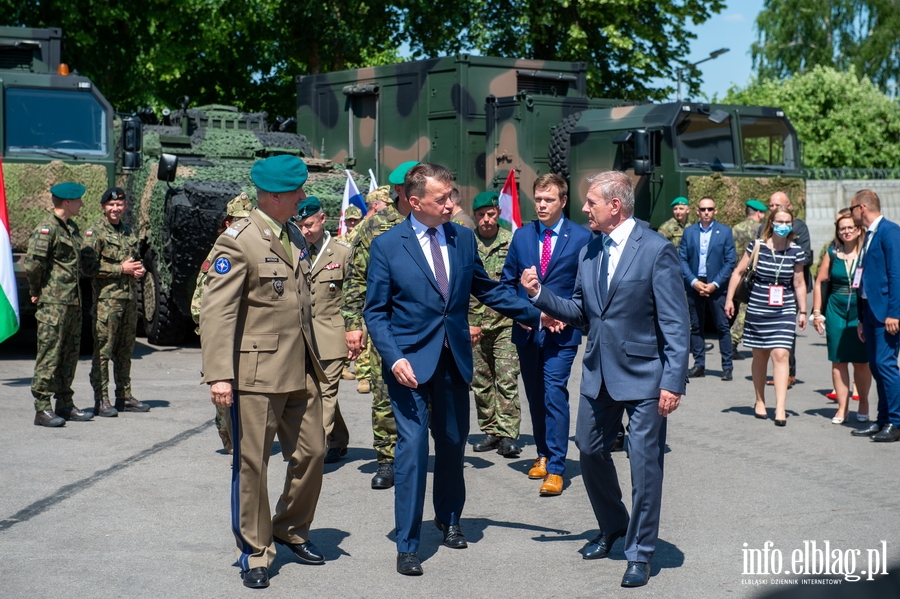 "Jestemy wiadomi zagroe". W Elblgu spotkali si ministrowie obrony Polski, Czech, Wgier i Sowacji, fot. 84