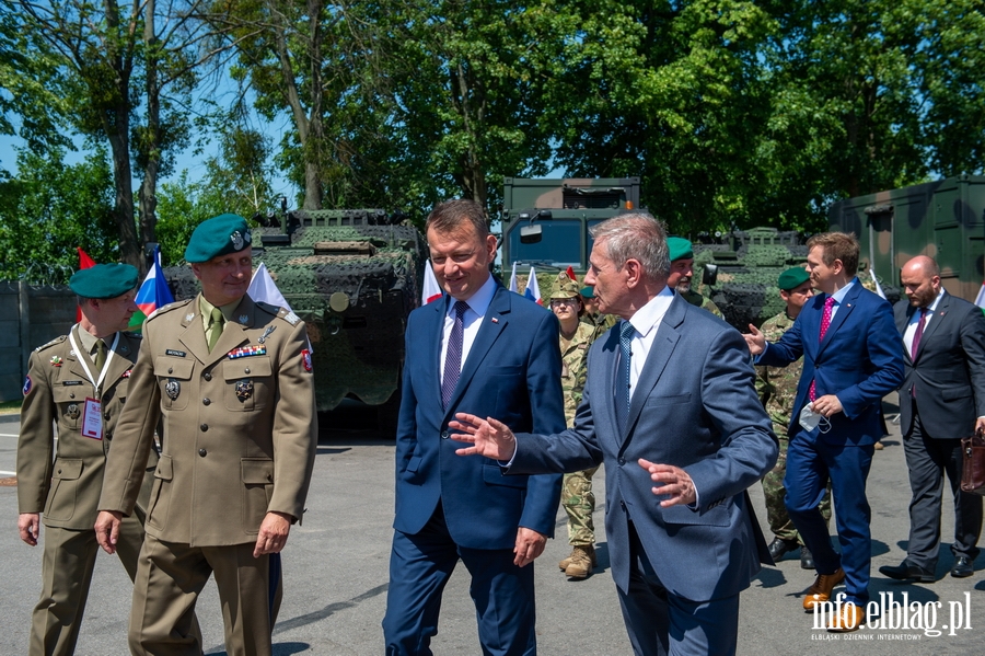 "Jestemy wiadomi zagroe". W Elblgu spotkali si ministrowie obrony Polski, Czech, Wgier i Sowacji, fot. 85