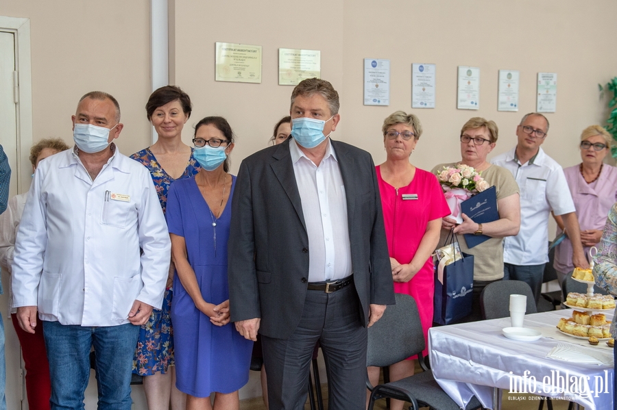 "Kierowałam się sercem". Dr Ewa Miłosz przeszła na emeryturę po 50 latach pracy w szpitalu, fot. 19