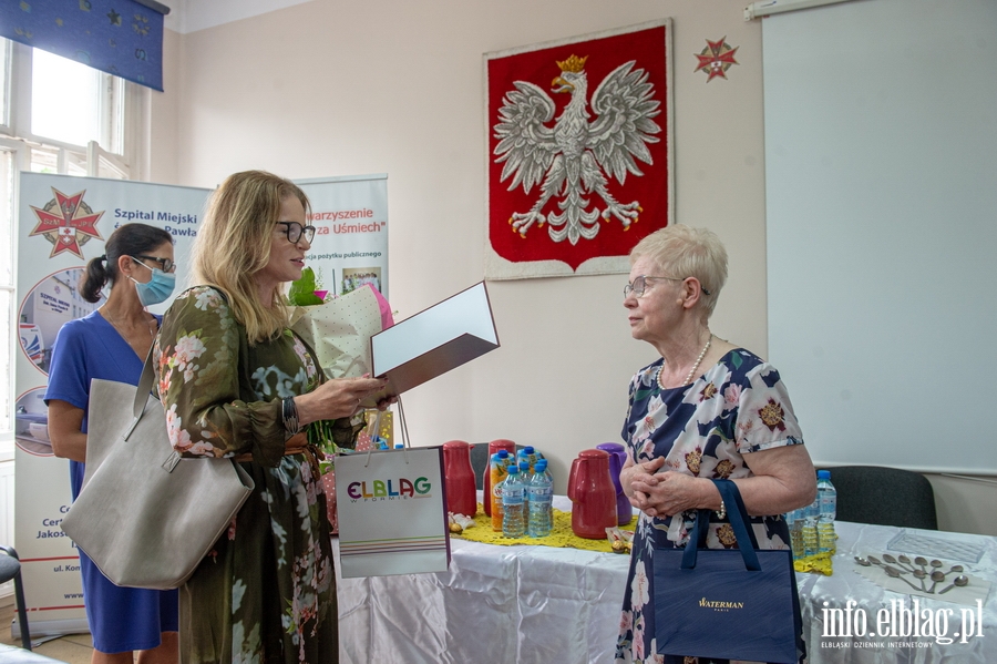 "Kierowaam si sercem". Dr Ewa Miosz przesza na emerytur po 50 latach pracy w szpitalu, fot. 32