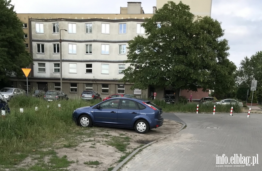 Mistrzowie parkowania w Elblągu (część 104), fot. 9