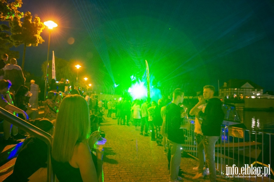 Występ Madis, oraz pokaz laserowy nad rzeką Elbląg, fot. 2