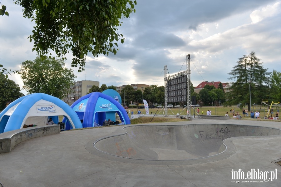 Deskorolki i hulajnogi, czyli show. Skaterzy poprowadzili warsztaty dla elblan, fot. 3