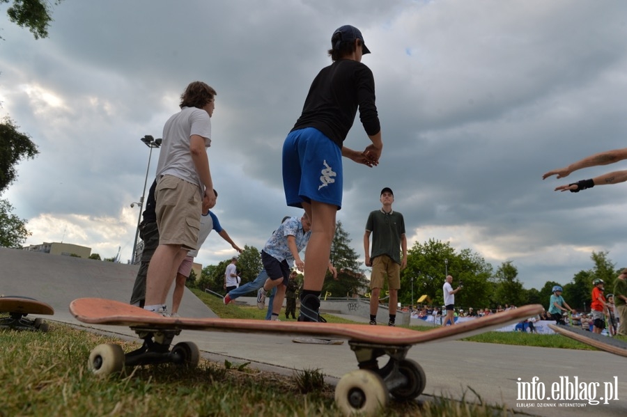 Deskorolki i hulajnogi, czyli show. Skaterzy poprowadzili warsztaty dla elblan, fot. 18