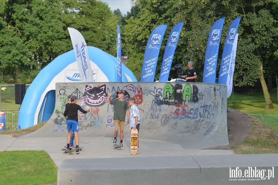 Deskorolki i hulajnogi, czyli show. Skaterzy poprowadzili warsztaty dla elblan, fot. 25