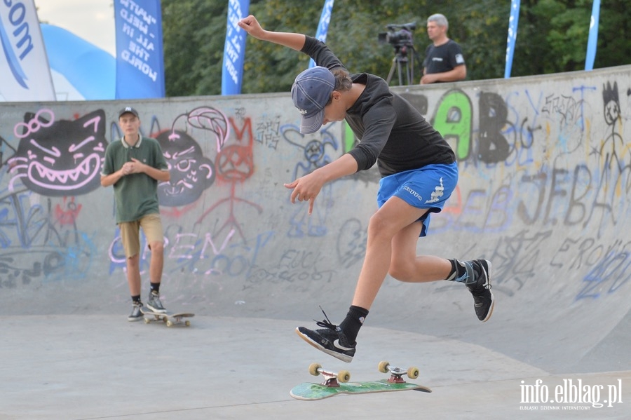 Deskorolki i hulajnogi, czyli show. Skaterzy poprowadzili warsztaty dla elblan, fot. 47