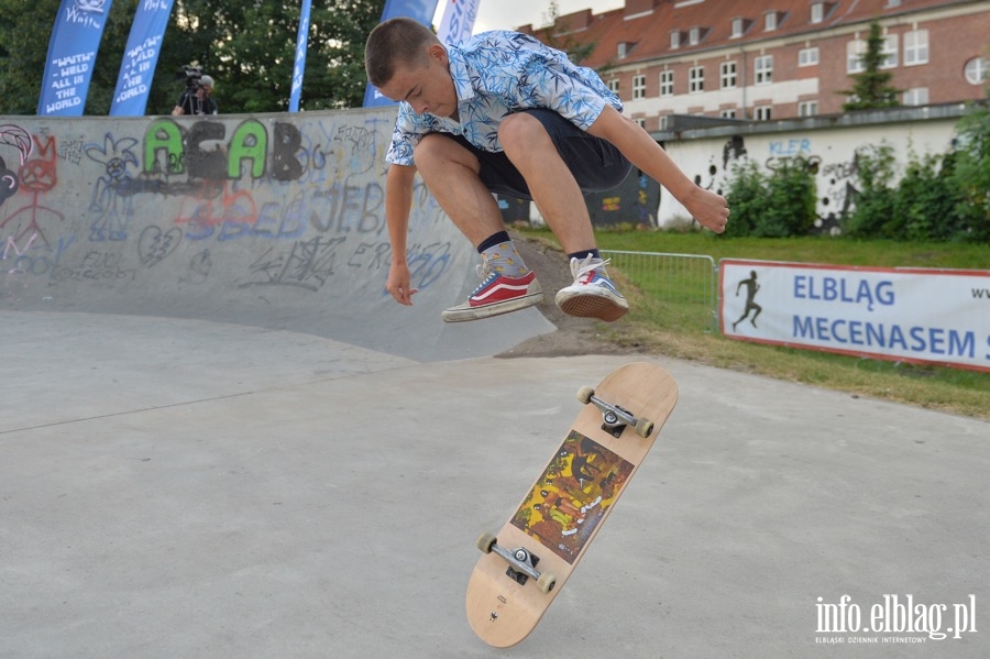 Deskorolki i hulajnogi, czyli show. Skaterzy poprowadzili warsztaty dla elblan, fot. 54