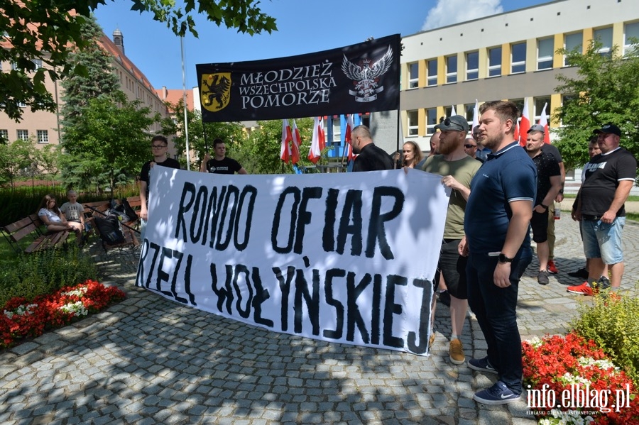 Narodowcy protestowali w Elblgu. Chc zerwania wsppracy z Tarnopolem i ronda OfiarWoynia , fot. 8