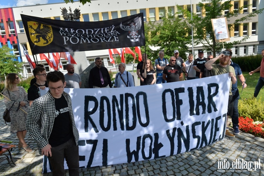 Narodowcy protestowali w Elblągu. Chcą zerwania współpracy z Tarnopolem i ronda Ofiar Wołynia , fot. 13