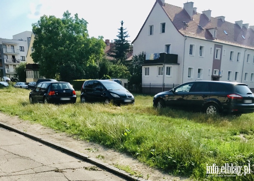  Mistrzowie parkowania w Elblągu (część 109), fot. 3