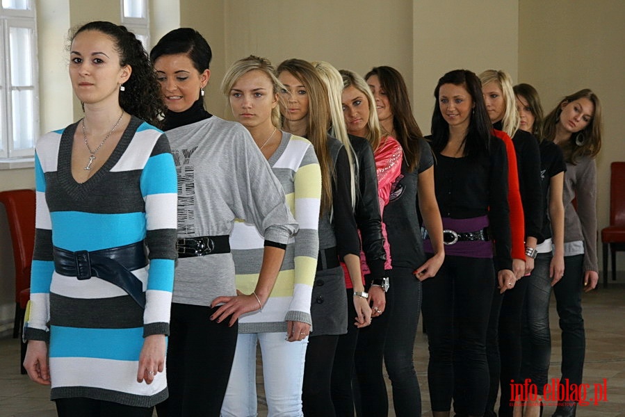 Przygotowania do konkursu Miss Ziemi Elblskiej 2010, fot. 25