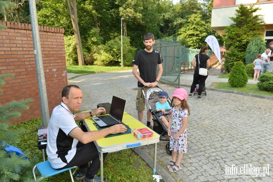 Marszobiegi na orientację tym razem w Parku Modrzewie , fot. 16