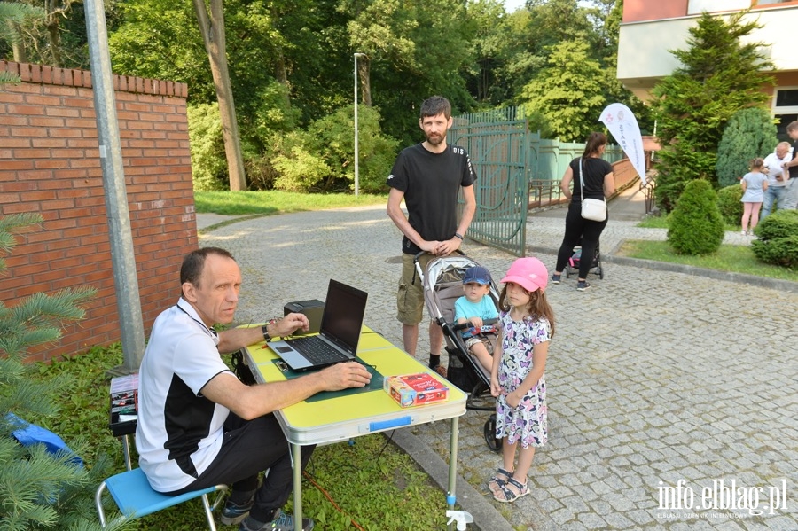 Marszobiegi na orientacj tym razem w Parku Modrzewie , fot. 16